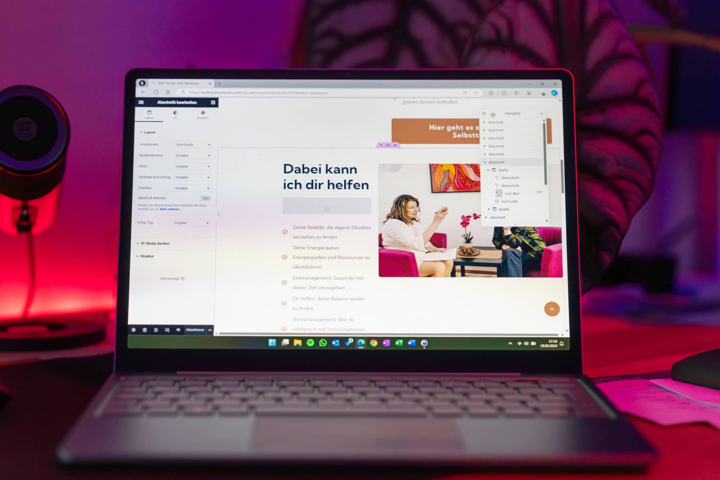 WordPress-Website auf Notebook-Bildschirmn